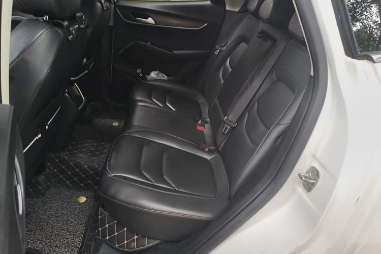 Used BORGWARD BX5 2017 20TGDI Automatic Two-Wheel Drive Pioneer Edition Left Rear Seat