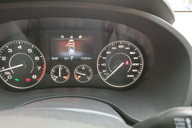 Used BORGWARD BX5 2017 20TGDI Automatic Two-Wheel Drive Leading Edition Odometer Close Up