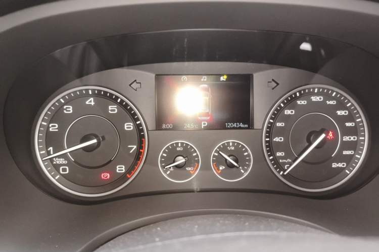 Used BORGWARD BX5 2017 25TGDI Automatic Two-Wheel Drive Smart Enjoyment Model Odometer Close Up