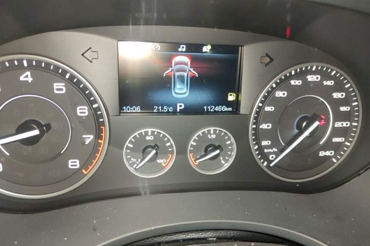 Used BORGWARD BX5 2017 20TGDI Automatic Two-Wheel Drive Entry-Level Edition Odometer Close Up