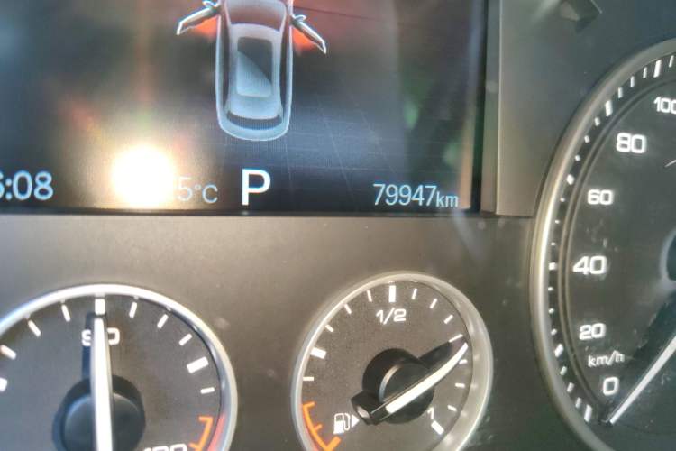 Used BORGWARD BX5 2017 25TGDI Automatic Two-Wheel Drive Fashion Plus Model Odometer Close Up