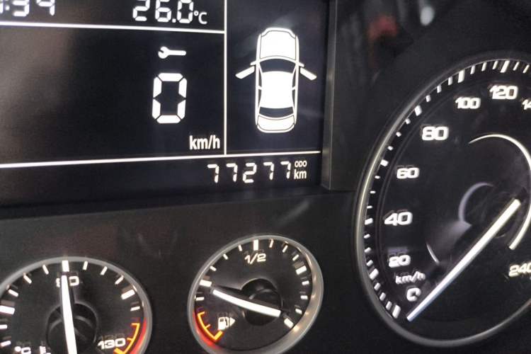 Used BORGWARD BX5 2017 20TGDI Automatic Two-Wheel Drive Pioneer Edition Odometer Close Up