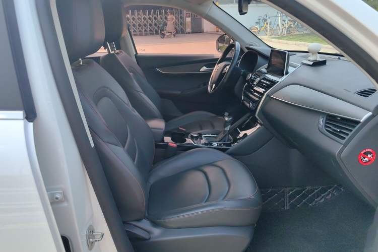 Used BORGWARD BX5 2017 20TGDI Automatic Two-Wheel Drive Leading Edition Right Front Seat