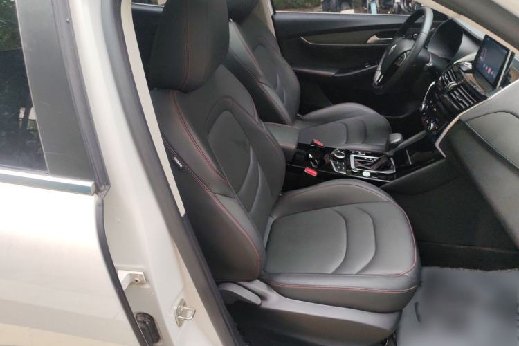 Used BORGWARD BX5 2017 20TGDI Automatic Two-Wheel Drive Pioneer Edition Right Front Seat