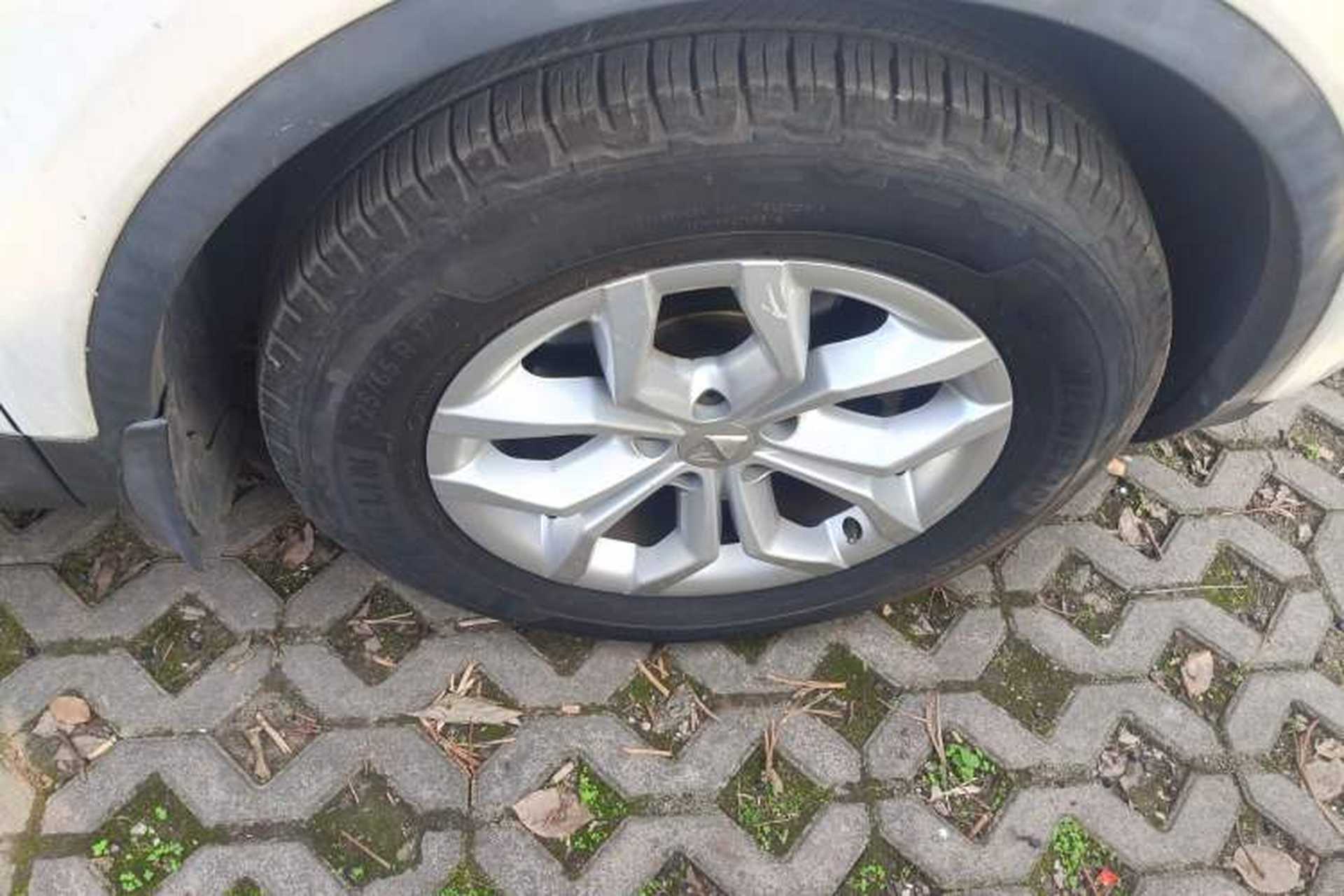 Used BORGWARD BX5 2017 20TGDI Automatic Two-Wheel Drive Pioneer Edition Right Front Wheel Hub