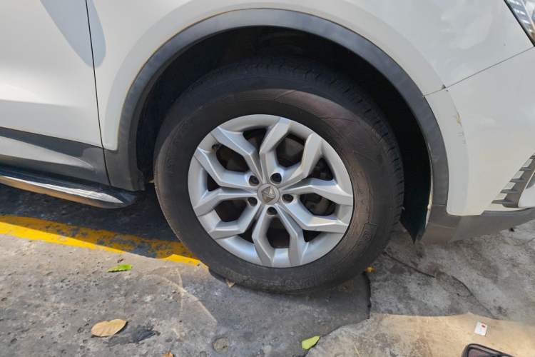 Used BORGWARD BX5 2017 20TGDI Automatic Two-Wheel Drive New Edition Right Front Wheel Hub