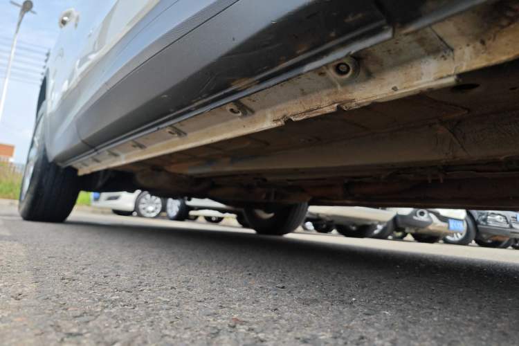 Used BORGWARD BX5 2017 20TGDI Automatic Two-Wheel Drive Pioneer Edition Right Side Sill