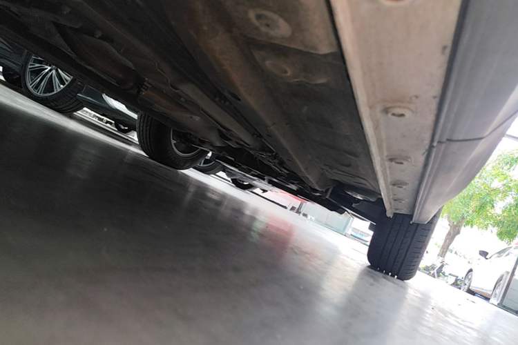Used BORGWARD BX5 2017 20TGDI Automatic Two-Wheel Drive Pioneer Edition Right Side Sill