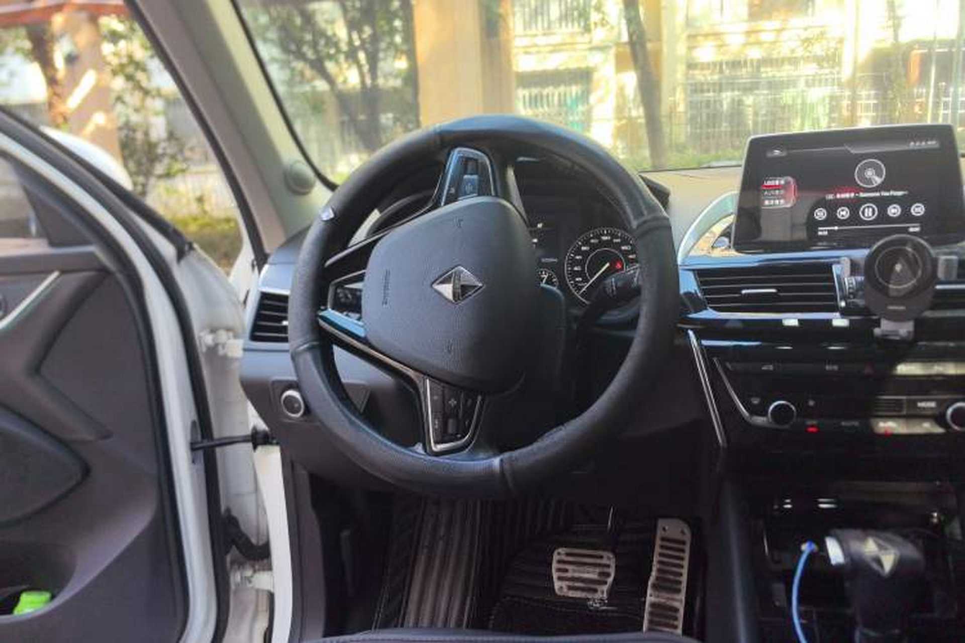 Used BORGWARD BX5 2017 20TGDI Automatic Two-Wheel Drive Leading Edition Steering Wheel