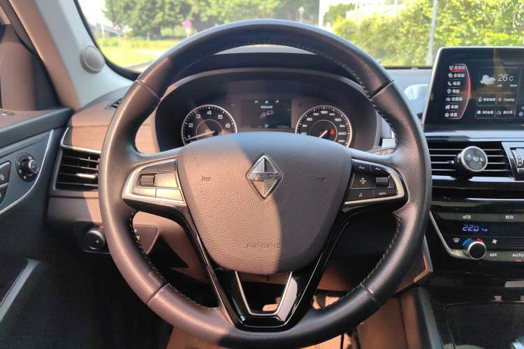 Used BORGWARD BX5 2017 20TGDI Automatic Two-Wheel Drive Leading Edition Steering Wheel