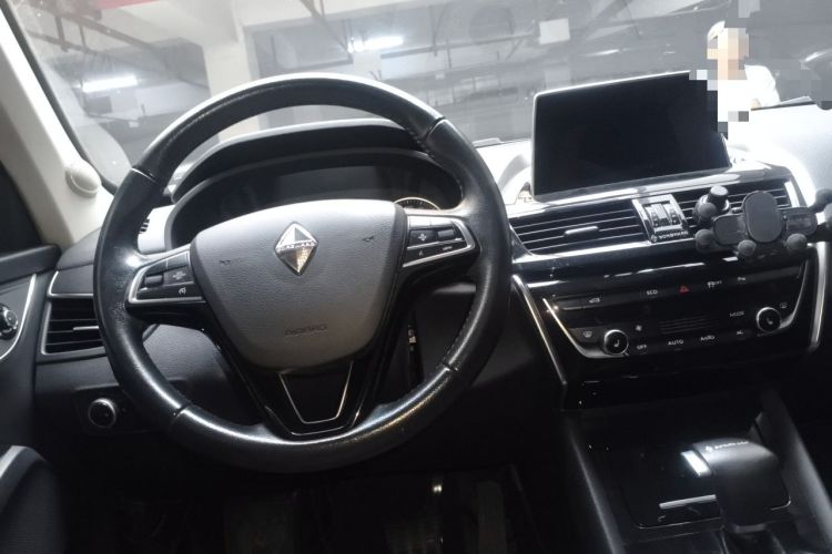 Used BORGWARD BX5 2017 25TGDI Automatic Two-Wheel Drive Smart Enjoyment Model Steering Wheel
