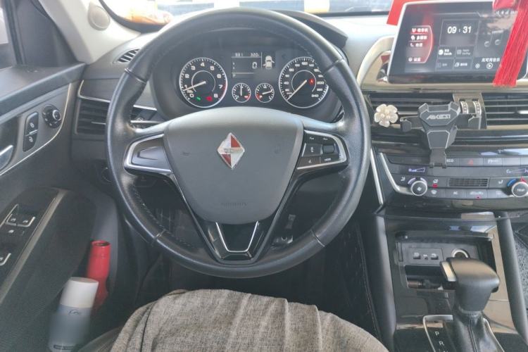 Used BORGWARD BX5 2017 20TGDI Automatic Two-Wheel Drive Pioneer Edition Steering Wheel