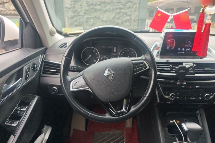 Used BORGWARD BX5 2017 20TGDI Automatic Two-Wheel Drive Pioneer Edition Steering Wheel