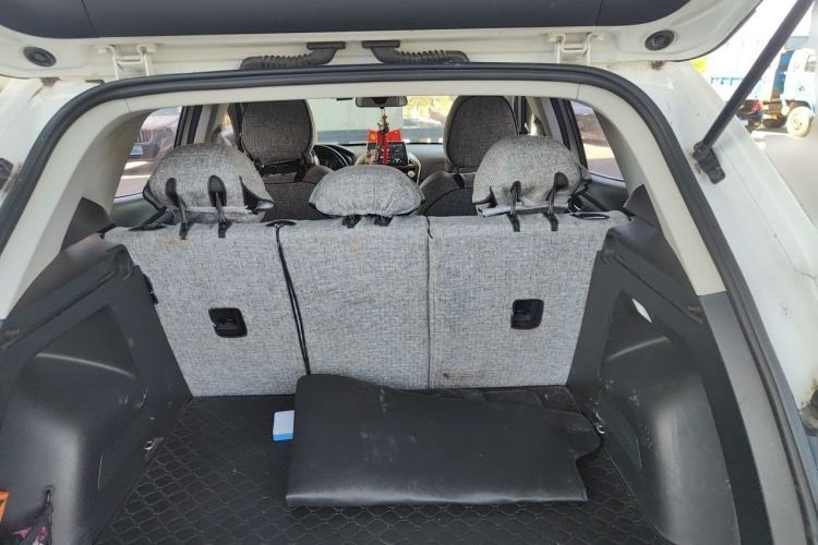 Used BORGWARD BX5 2017 20TGDI Automatic Two-Wheel Drive Pioneer Edition Trunk