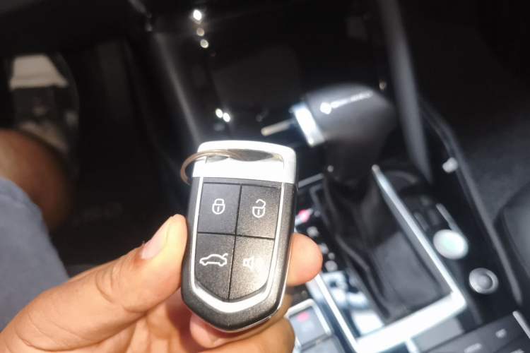 Used BORGWARD BX5 2017 25TGDI Automatic Two-Wheel Drive Smart Enjoyment Model Vehicle Key