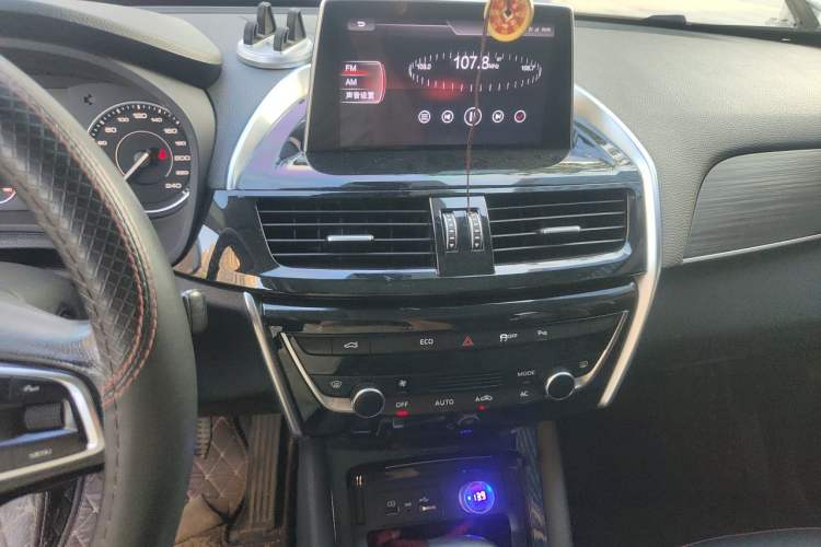 Used BORGWARD BX5 2017 20TGDI Automatic Two-Wheel Drive Leading Edition Audio And AC Panel