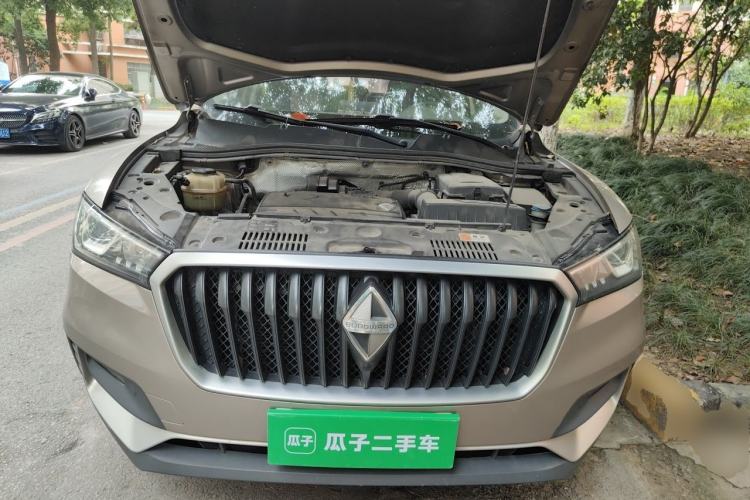 Used BORGWARD BX5 2017 25TGDI Automatic Two-Wheel Drive Fashion Plus Model Engine Bay