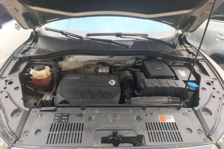 Used BORGWARD BX5 2017 20TGDI Automatic Two-Wheel Drive New Edition Engine Bay