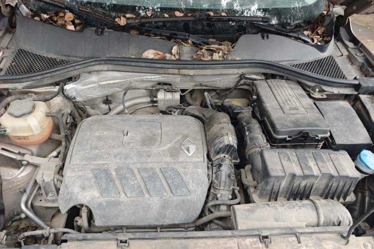 Used BORGWARD BX5 2017 20TGDI Automatic Two-Wheel Drive Pioneer Edition Engine Bay