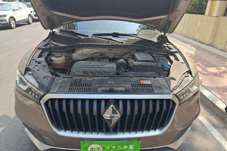 Used BORGWARD BX5 2017 20TGDI Automatic Two-Wheel Drive Pioneer Edition Engine Bay