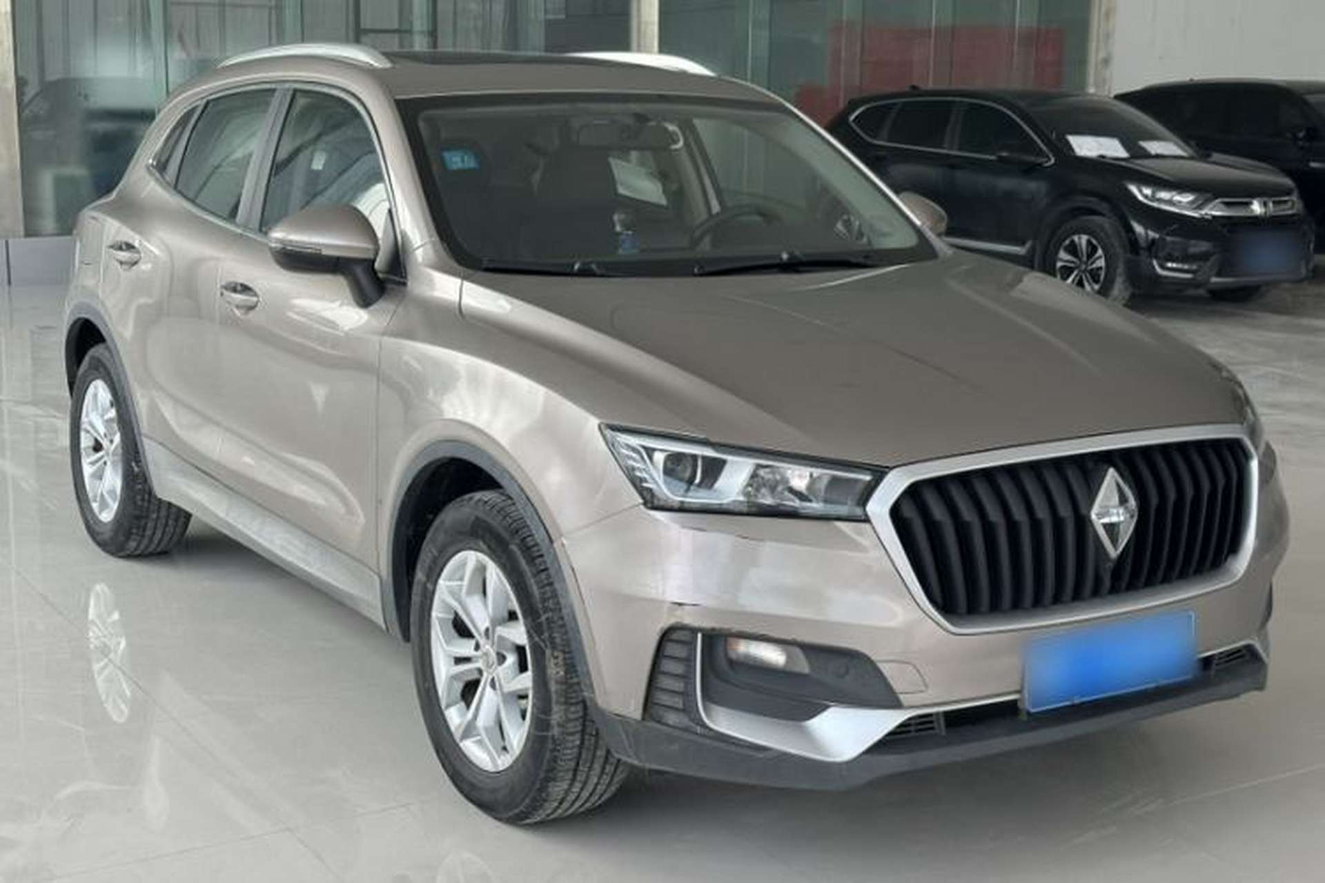 Used BORGWARD BX5 2017 20TGDI Automatic Two-Wheel Drive Pioneer Edition Exterior 2