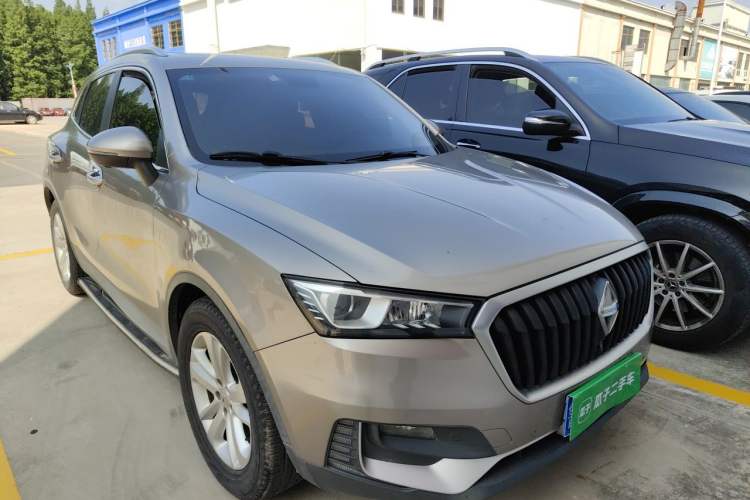 Used BORGWARD BX5 2017 25TGDI Automatic Two-Wheel Drive Sharp Model Front Right 45 Deg