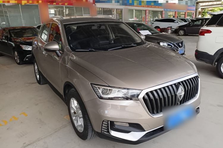 Used BORGWARD BX5 2017 20TGDI Automatic Two-Wheel Drive Pioneer Edition Front Right 45 Deg