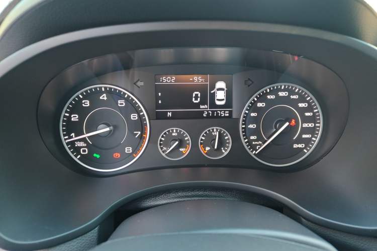 Used BORGWARD BX5 2017 20TGDI Automatic Two-Wheel Drive Pioneer Edition Instrument Cluster