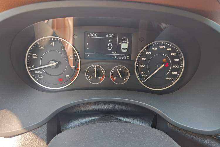 Used BORGWARD BX5 2017 20TGDI Automatic Two-Wheel Drive Pioneer Edition Instrument Cluster