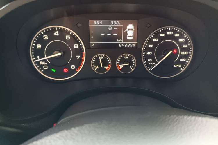 Used BORGWARD BX5 2017 20TGDI Automatic Two-Wheel Drive Pioneer Edition Instrument Cluster