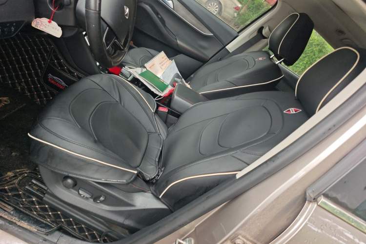 Used BORGWARD BX5 2017 20TGDI Automatic Two-Wheel Drive Pioneer Edition Left Front Seat