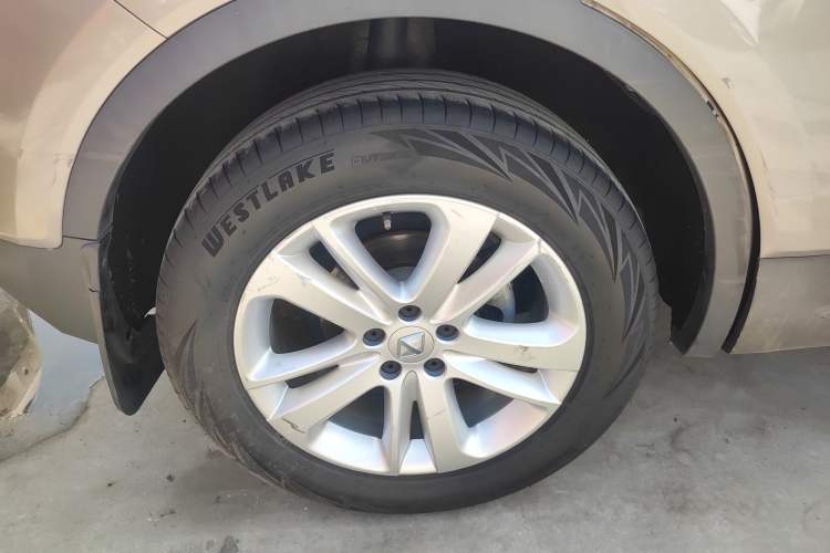 Used BORGWARD BX5 2017 25TGDI Automatic Two-Wheel Drive Sharp Model Right Rear Wheel Hub