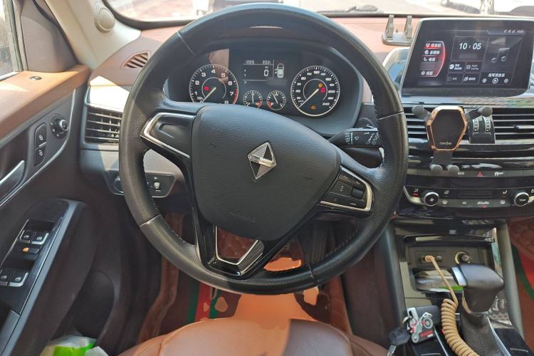 Used BORGWARD BX5 2017 20TGDI Automatic Two-Wheel Drive Pioneer Edition Steering Wheel