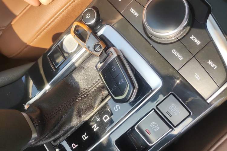 Used BORGWARD BX5 2017 25TGDI Automatic Two-Wheel Drive Sharp Model Vehicle Key