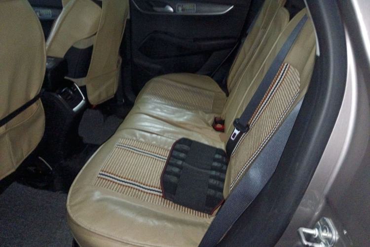 Used BORGWARD BX5 2018 25TGDI Automatic Two-Wheel Drive Urban Model Left Rear Seat