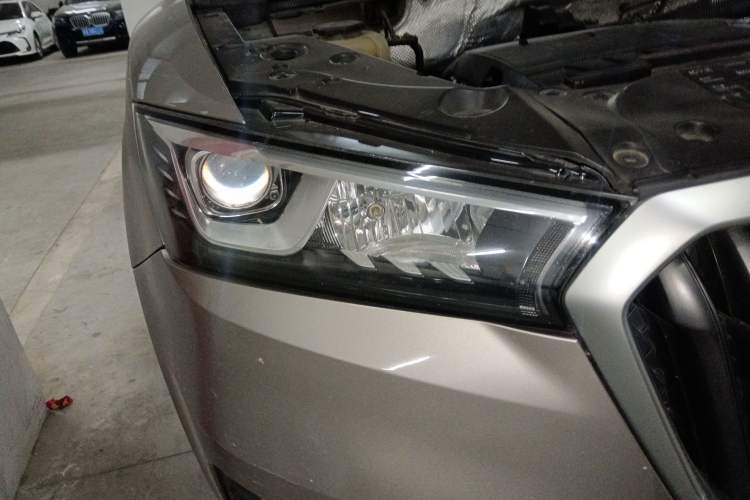 Used BORGWARD BX5 2018 25TGDI Automatic Two-Wheel Drive Urban Model Right Front Headlight