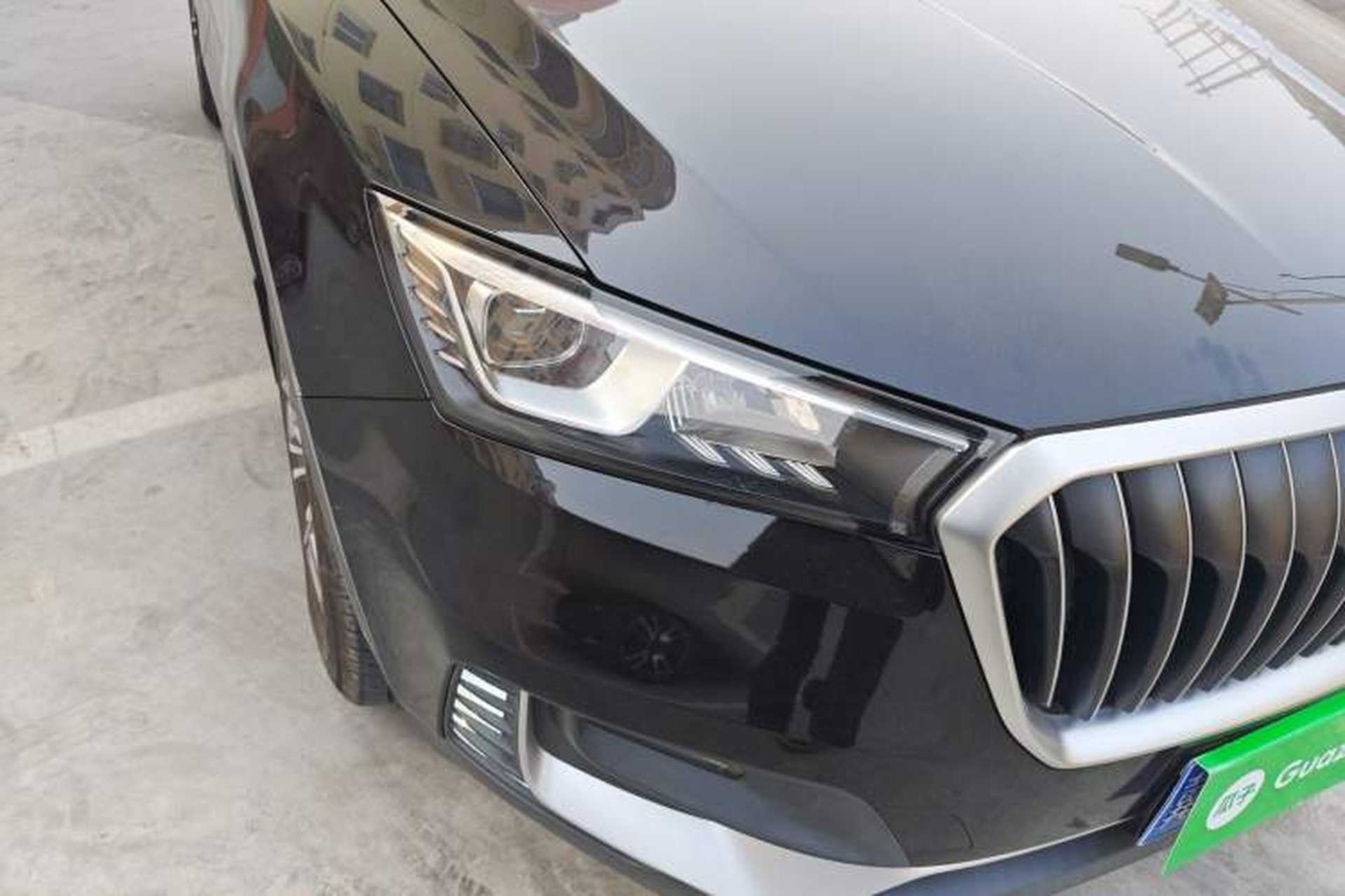 Used BORGWARD BX5 2020 20TGDI Automatic Two-Wheel Drive Pioneer Edition Right Front Headlight