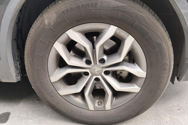 Used BORGWARD BX5 2020 20TGDI Automatic Two-Wheel Drive Pioneer Edition Right Front Wheel Hub