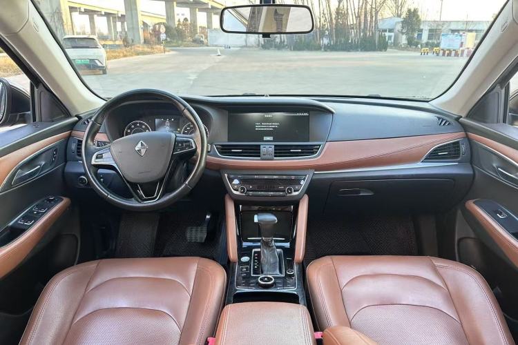Used BORGWARD BX5 2020 20TGDI Automatic Two-Wheel Drive Pioneer Edition Interior 1