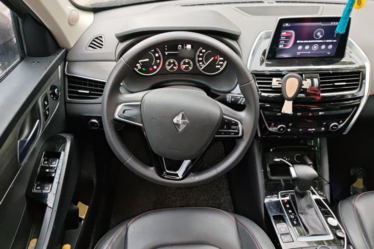 Used BORGWARD BX5 2020 20TGDI Automatic Two-Wheel Drive Pioneer Edition Steering Wheel