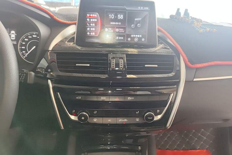 Used BORGWARD BX5 2020 20TGDI Automatic Two-Wheel Drive Pioneer Edition Audio And AC Panel