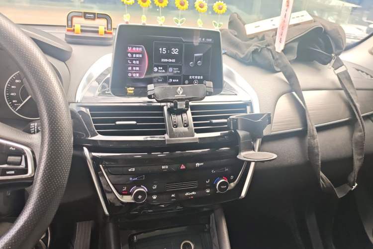 Used BORGWARD BX5 2020 20TGDI Automatic Two-Wheel Drive Pioneer Edition Audio And AC Panel