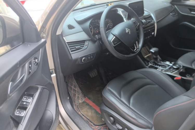 Used BORGWARD BX5 2020 20TGDI Automatic Two-Wheel Drive Pioneer Edition Driver Seat