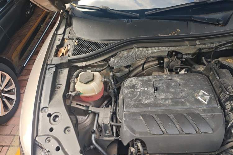 Used BORGWARD BX5 2020 20TGDI Automatic Two-Wheel Drive Pioneer Edition Engine Bay Right