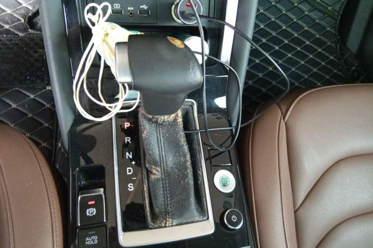 Used BORGWARD BX5 2020 20TGDI Automatic Two-Wheel Drive Pioneer Edition Gear Lever
