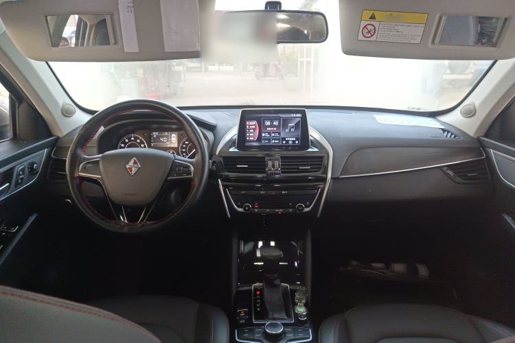 Used BORGWARD BX5 2020 20TGDI Automatic Two-Wheel Drive Pioneer Edition Interior 2