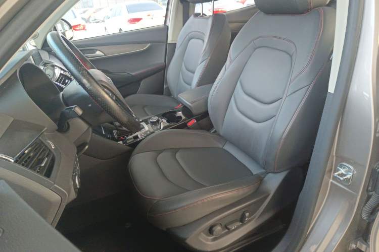 Used BORGWARD BX5 2020 20TGDI Automatic Two-Wheel Drive Pioneer Edition Left Front Seat
