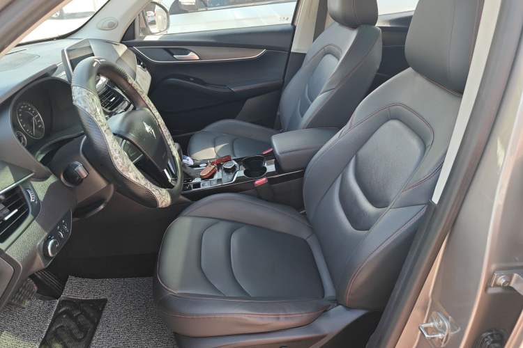 Used BORGWARD BX5 2020 20TGDI Automatic Two-Wheel Drive Pioneer Edition Left Front Seat