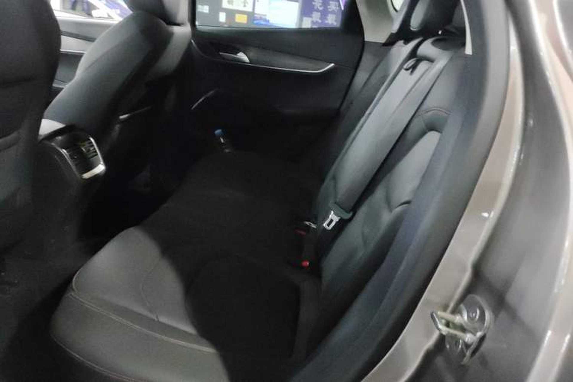 Used BORGWARD BX5 2020 20TGDI Automatic Two-Wheel Drive Pioneer Edition Left Rear Seat