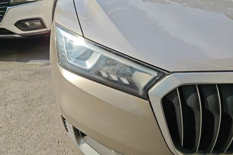 Used BORGWARD BX5 2020 20TGDI Automatic Two-Wheel Drive Pioneer Edition Right Front Headlight